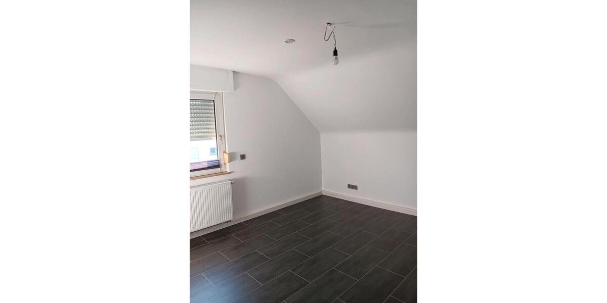 Einfamilienhaus Hüttenberg - 4 Zimmer, 140 m&sup2;, 400.000&euro; | Angebot:25640332