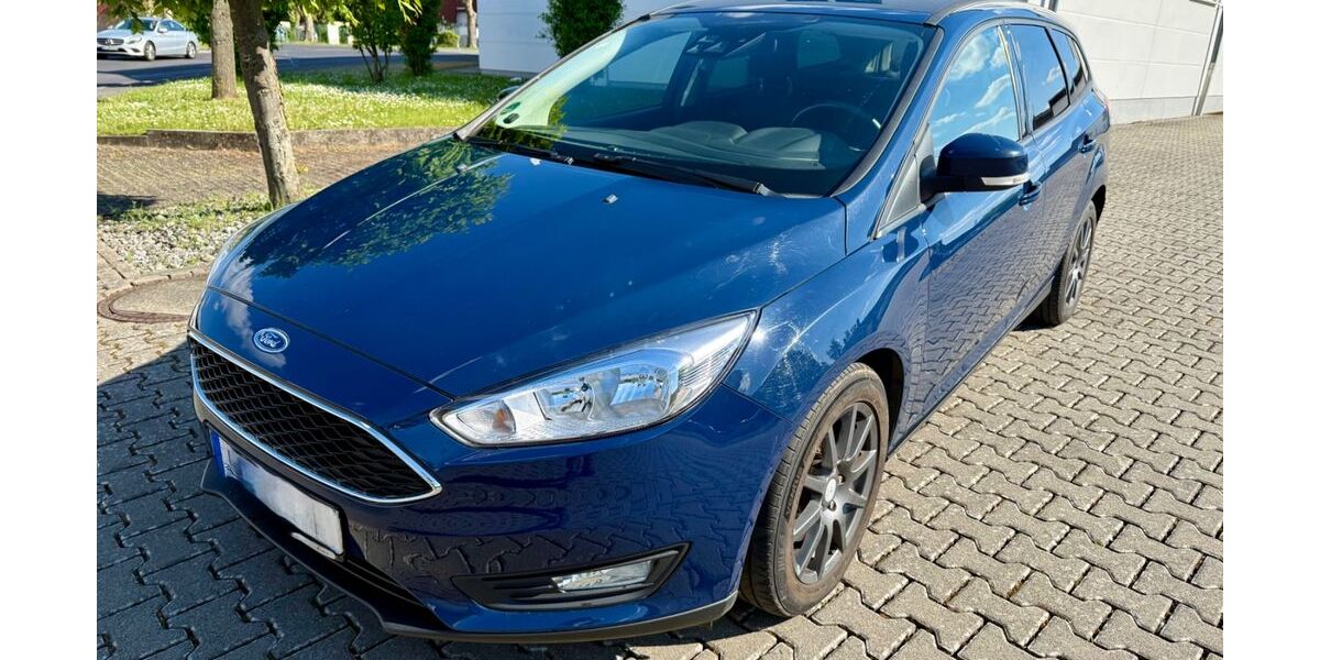 Ford Focus 127.700 km 3.450 &euro; Lollar 35457