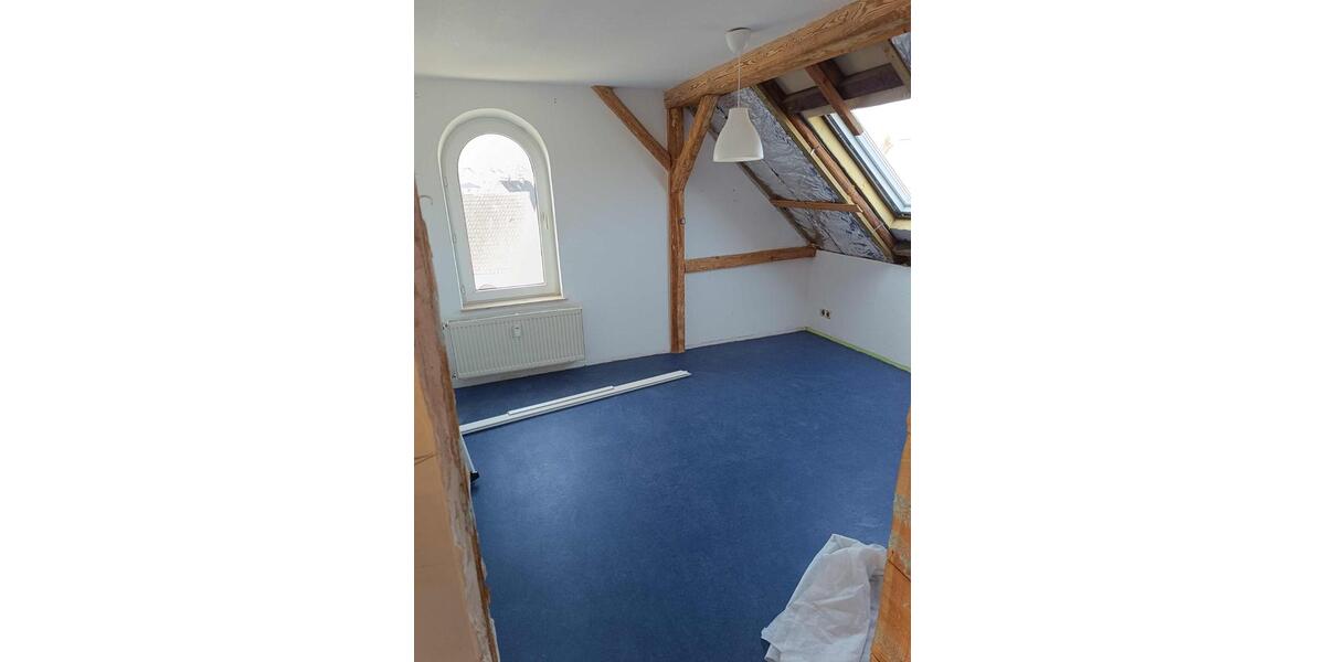 Dachgeschoßwohnung Aßlar - 3 Zimmer, 73 m&sup2;, 580&euro; | Angebot:25873633