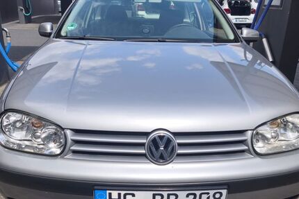 VW Golf 229.000 km 1.400 &euro; Usingen 61250