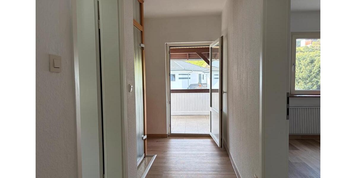 Etagenwohnung Leun - 2 Zimmer, 65 m&sup2;, 490&euro; | Angebot:26679018