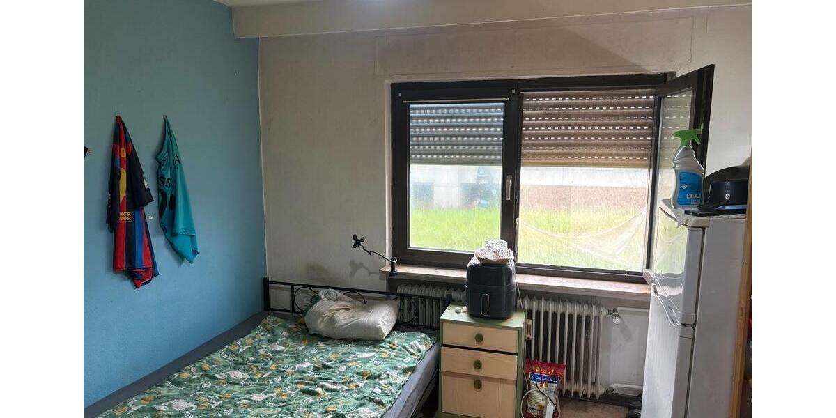 Etagenwohnung Gießen - 1 Zimmer, 14 m&sup2;, 290&euro; | Angebot:26033441