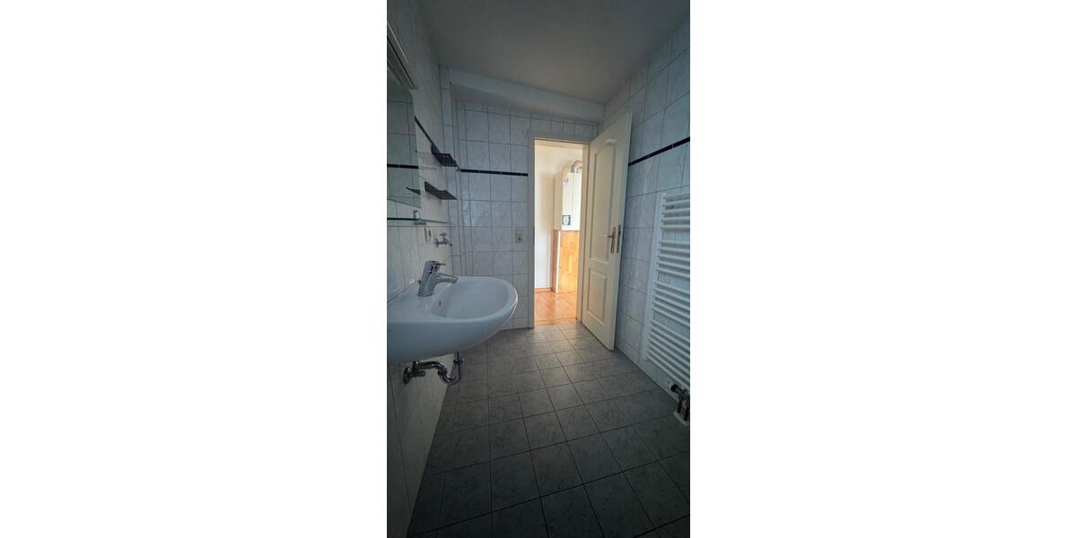 Etagenwohnung Gießen - 3 Zimmer, 60 m&sup2;, 650&euro; | Angebot:26689694