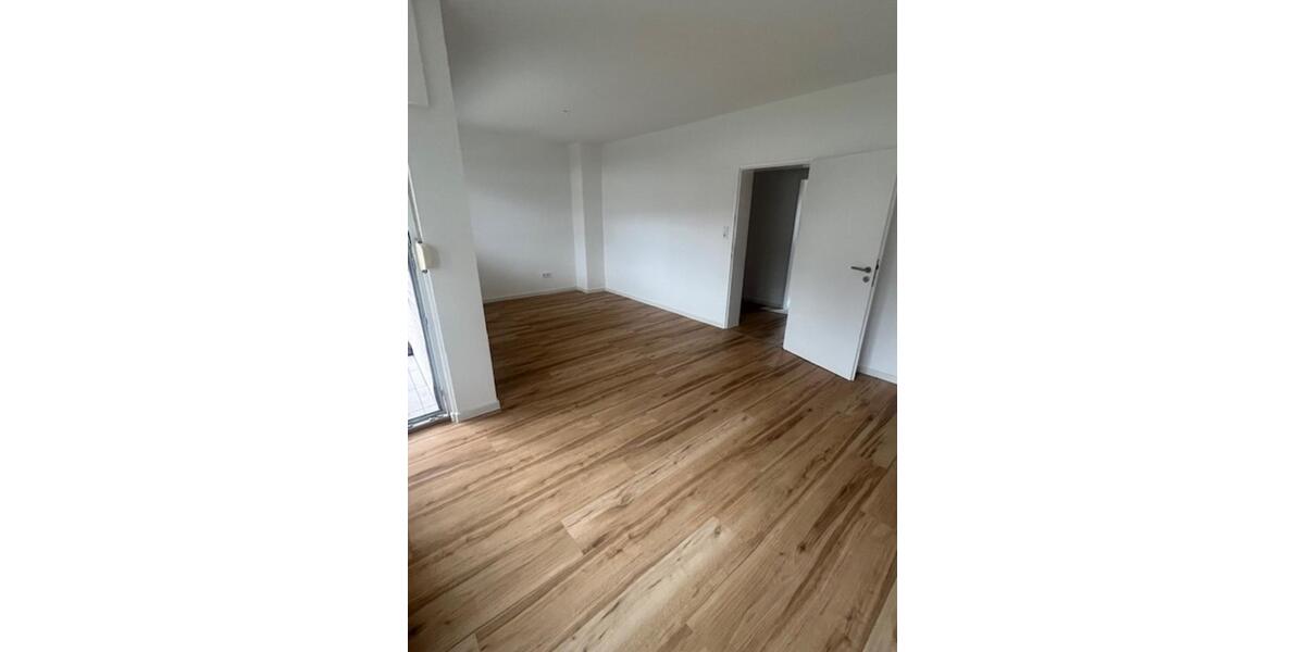 Hochparterre Braunfels - 3 Zimmer, 82 m&sup2;, 990&euro; | Angebot:25784279