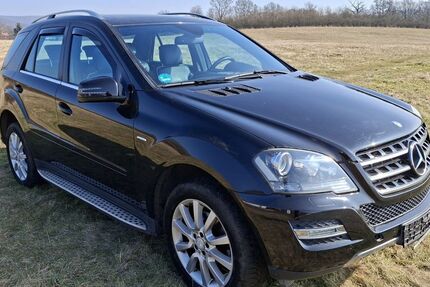 Mercedes-Benz 350 185.000 km 16.500 &euro; Reiskirchen 35447