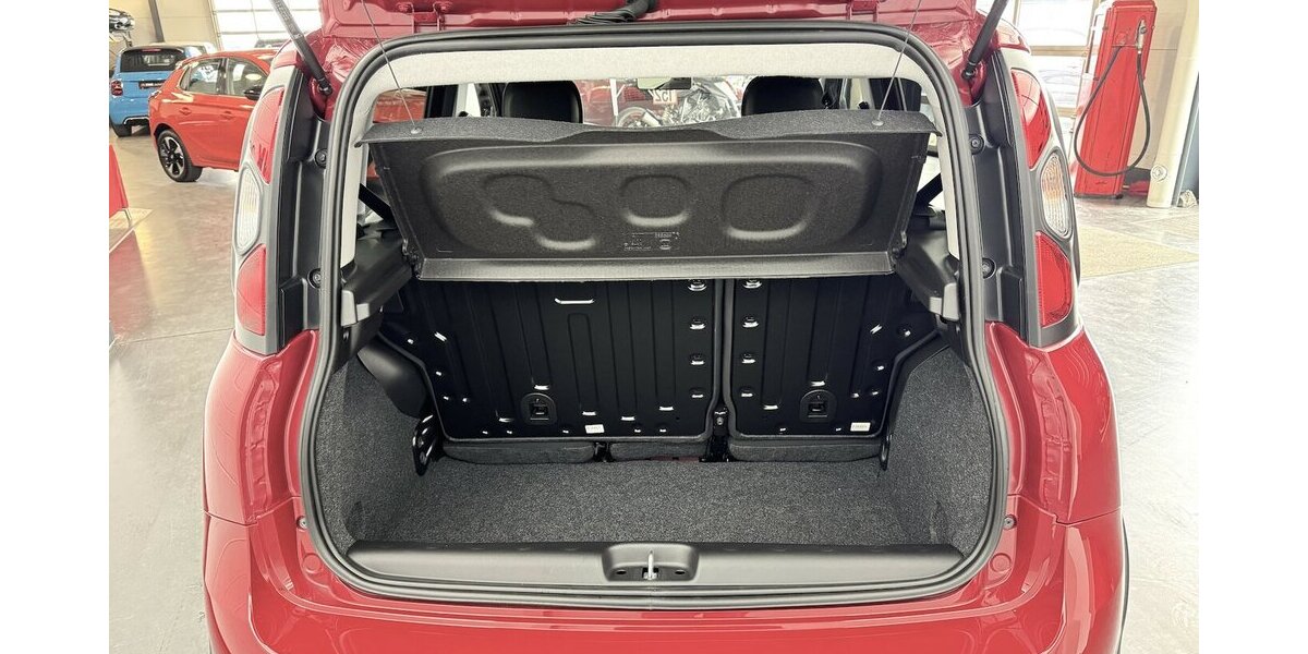 Fiat Panda Red 1.0 Hybrid 1.Hand Neuwertig! 1.600 km 14.220 &euro; Lich 35423