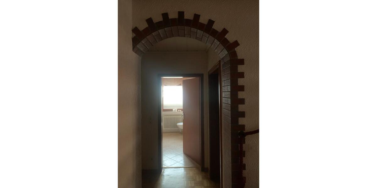 Erdgeschoßwohnung Schöffengrund - 2 Zimmer, 130 m&sup2;, 990&euro; | Angebot:25722425