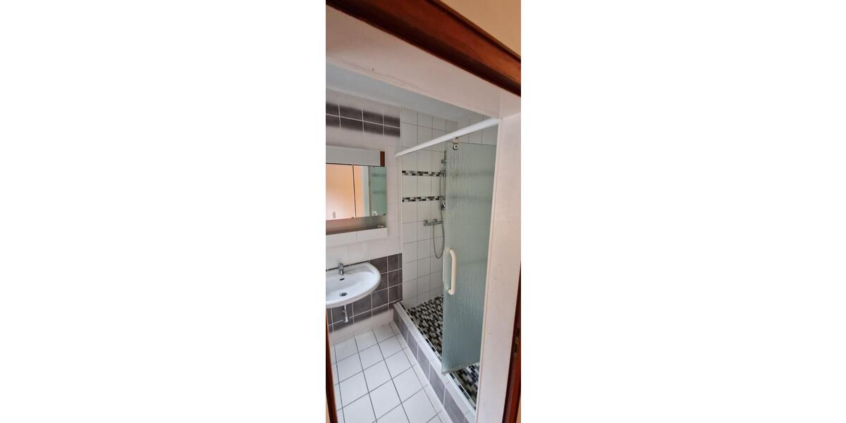 Einfamilienhaus Rabenau - 9 Zimmer, 225 m&sup2;, 435.000&euro; | Angebot:25931132