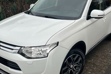 Mitsubishi Outlander 263.000 km 5.990 &euro; Buseck / Oppenrod 35418