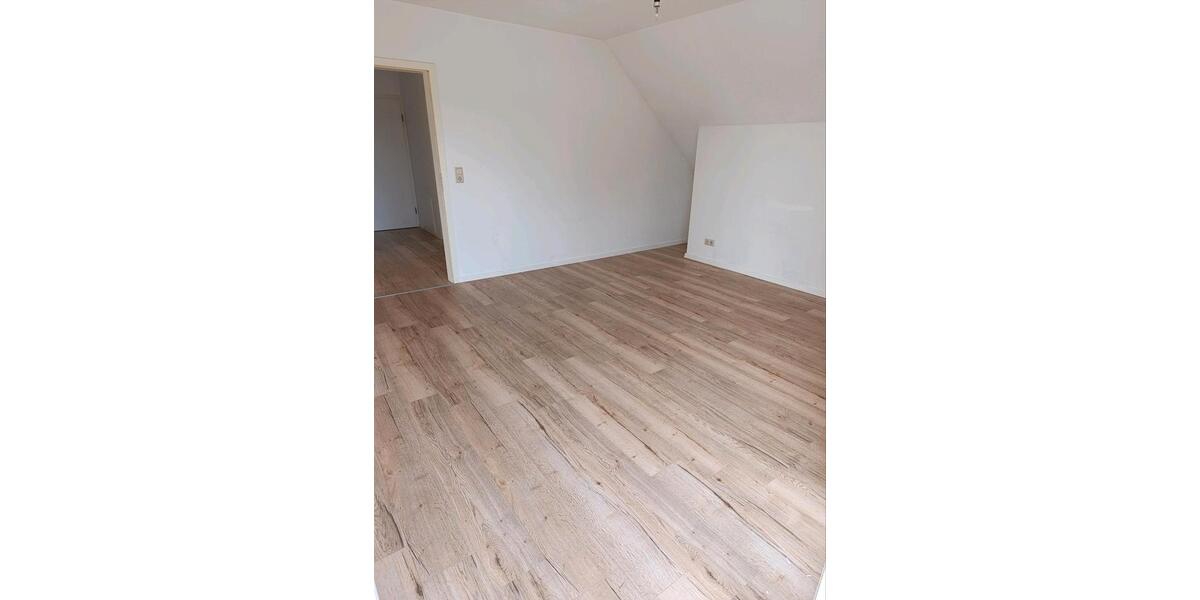 Dachgeschoßwohnung Biebertal - 2 Zimmer, 78 m&sup2;, 860&euro; | Angebot:25658947