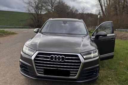 Audi Q7 200.000 km 24.800 &euro; Aßlar 35614