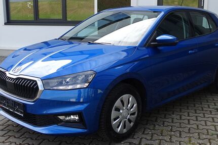 Skoda Fabia 52.408 km 12.990 &euro; Amöneburg-Roßdorf 35287