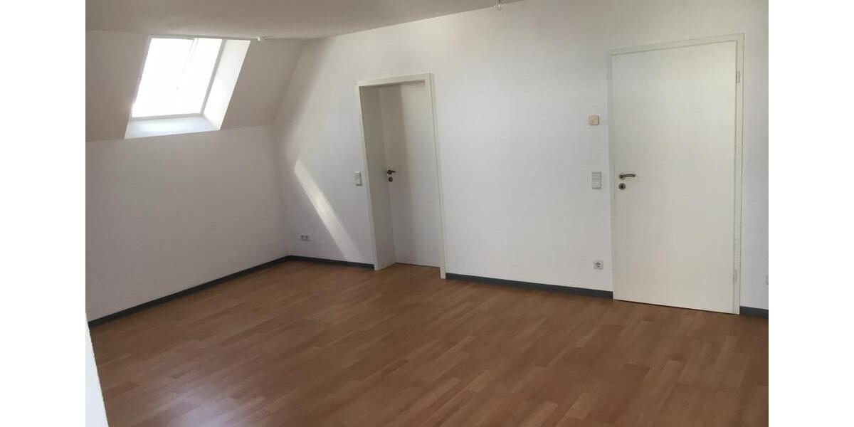 Etagenwohnung Gießen Allendorf - 1 Zimmer, 66 m&sup2;, 730&euro; | Angebot:25940374