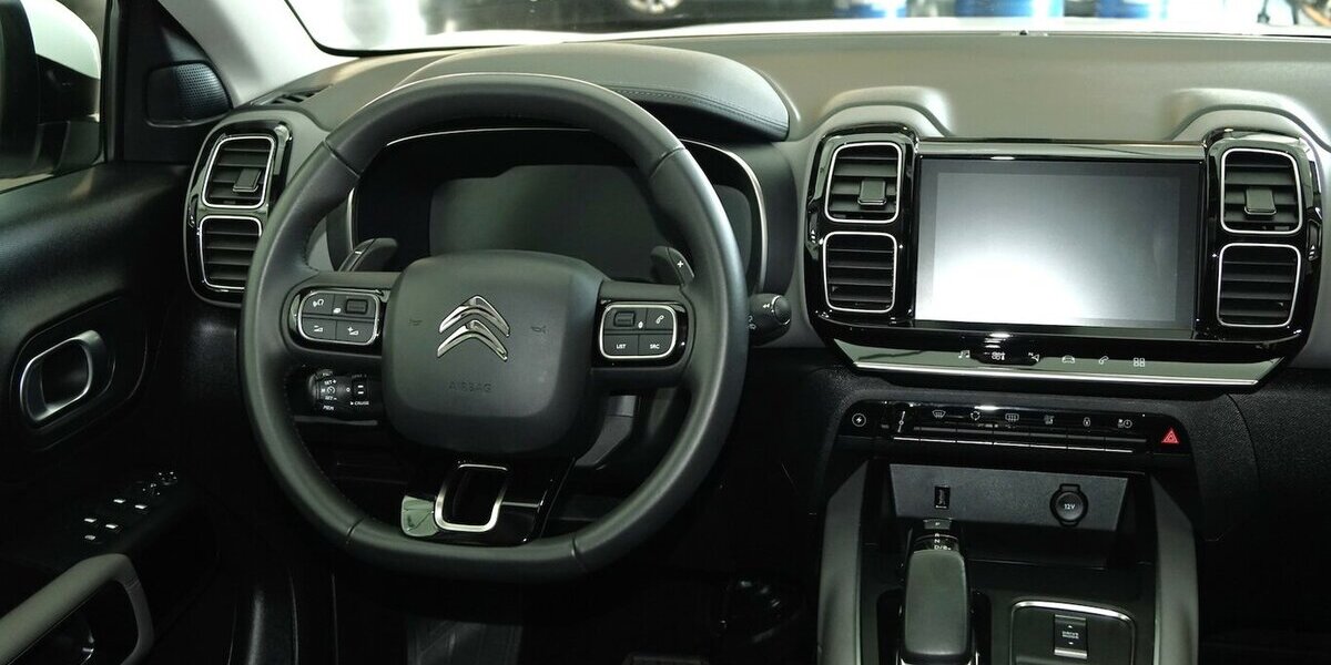 Citroen C5 Aircross Hybrid 225 EAT Feel Pack LED Carplay 44.900 km 18.480 &euro; Lich 35423