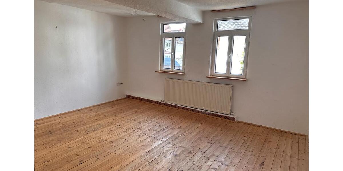 Etagenwohnung Gießen Wieseck - 4 Zimmer, 104 m&sup2;, 930&euro; | Angebot:26624525