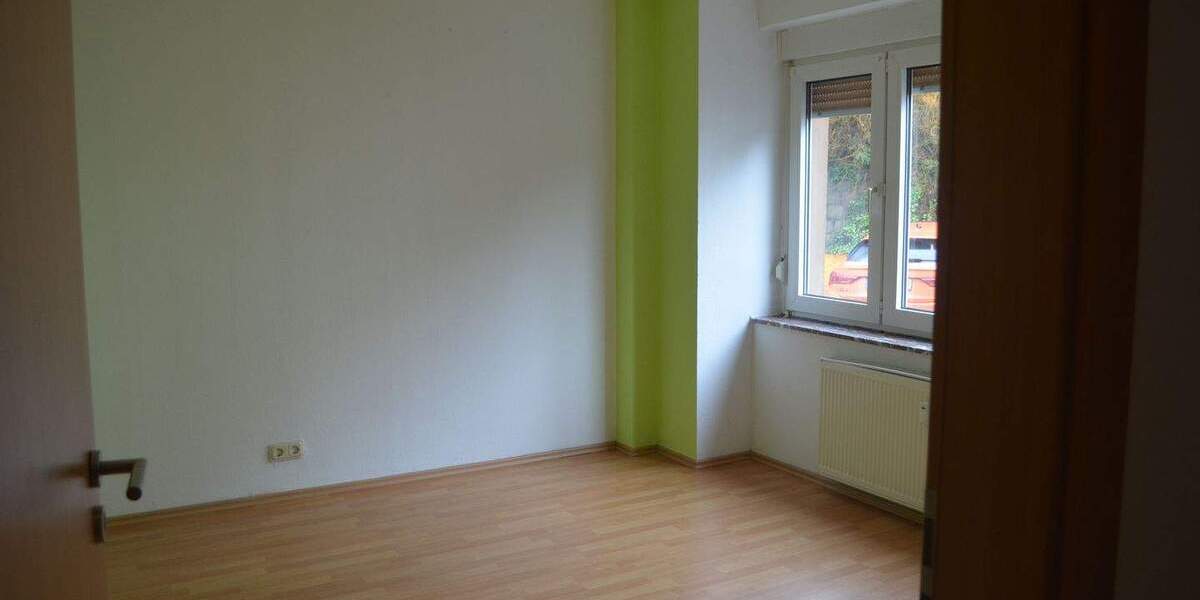 Etagenwohnung Grävenwiesbach Mönstadt - 4 Zimmer, 96 m&sup2;, 800&euro; | Angebot:25800222
