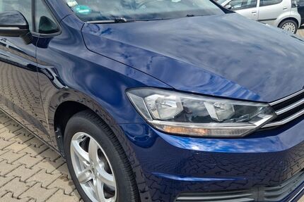 VW Touran 142.020 km 16.490 &euro; Linden / Hessen 35440