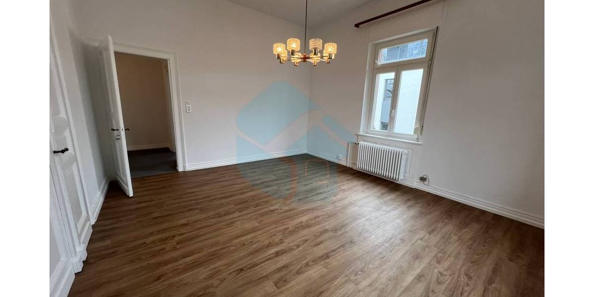 Etagenwohnung Friedberg (Hessen) Friedberg - 5 Zimmer, 170 m&sup2;, 1.250&euro; | Angebot:25734430