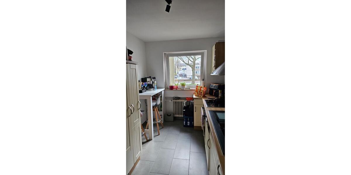 Etagenwohnung Gießen - 3 Zimmer, 87 m&sup2;, 1.100&euro; | Angebot:26020956