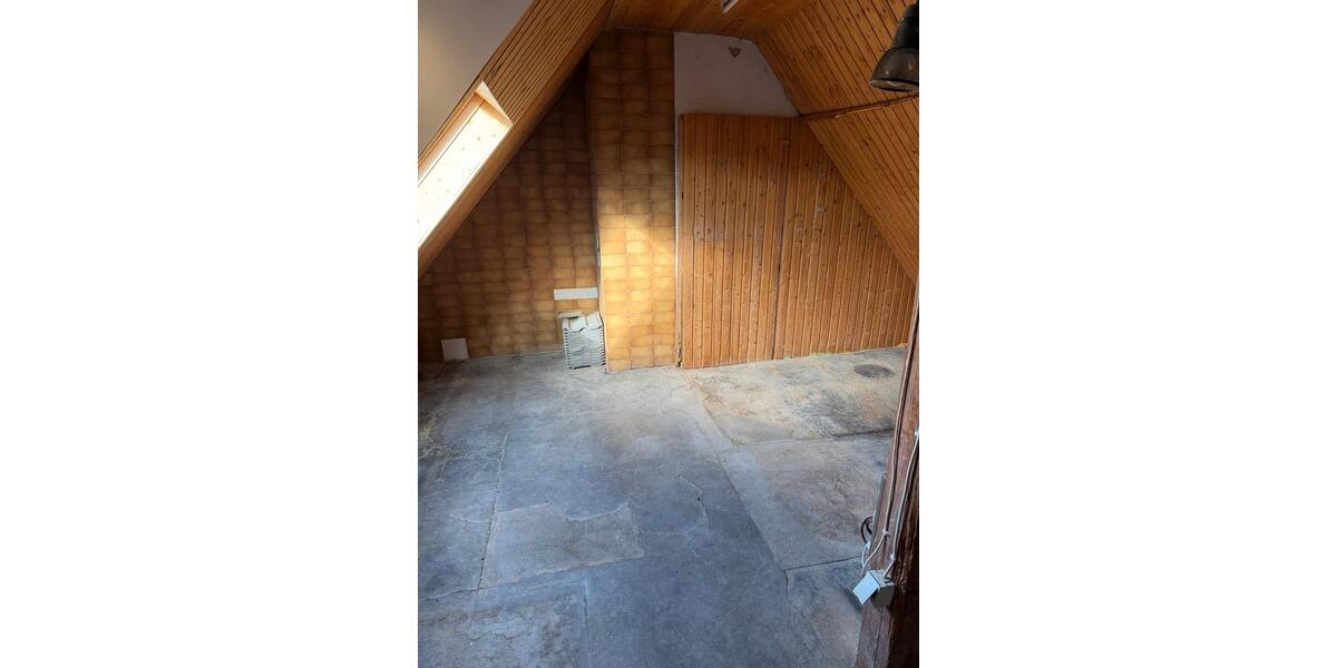 Reihenhaus Wetzlar Altenberger Straße - 8 Zimmer, 188 m&sup2;, 340.000&euro; | Angebot:26039509