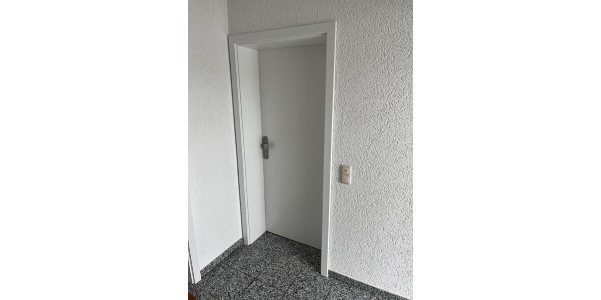 Dachgeschoßwohnung Mücke - 4 Zimmer, 75 m&sup2;, 840&euro; | Angebot:25656942