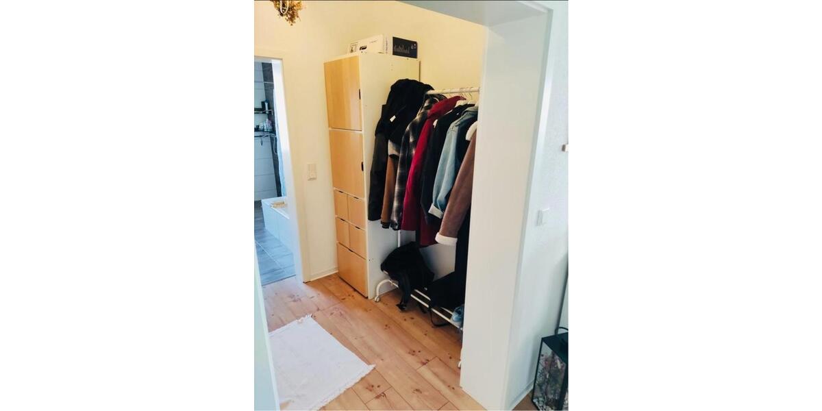 Etagenwohnung Gießen Allendorf - 2 Zimmer, 93 m&sup2;, 1.020&euro; | Angebot:26544962