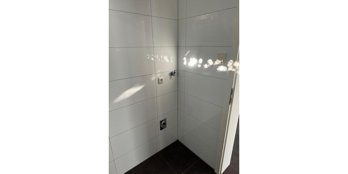 Etagenwohnung Gießen Wieseck - 2 Zimmer, 55 m&sup2;, 900&euro; | Angebot:26036558