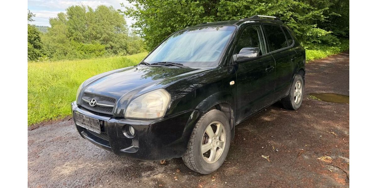 Hyundai TUCSON 185.000 km 1.800 &euro; Greifenstein 35753
