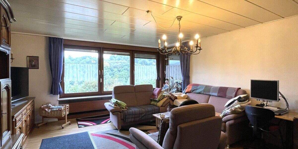 Einfamilienhaus Herborn - Burg Burg - 4 Zimmer, 117 m&sup2;, 190.000&euro; | Angebot:25834775