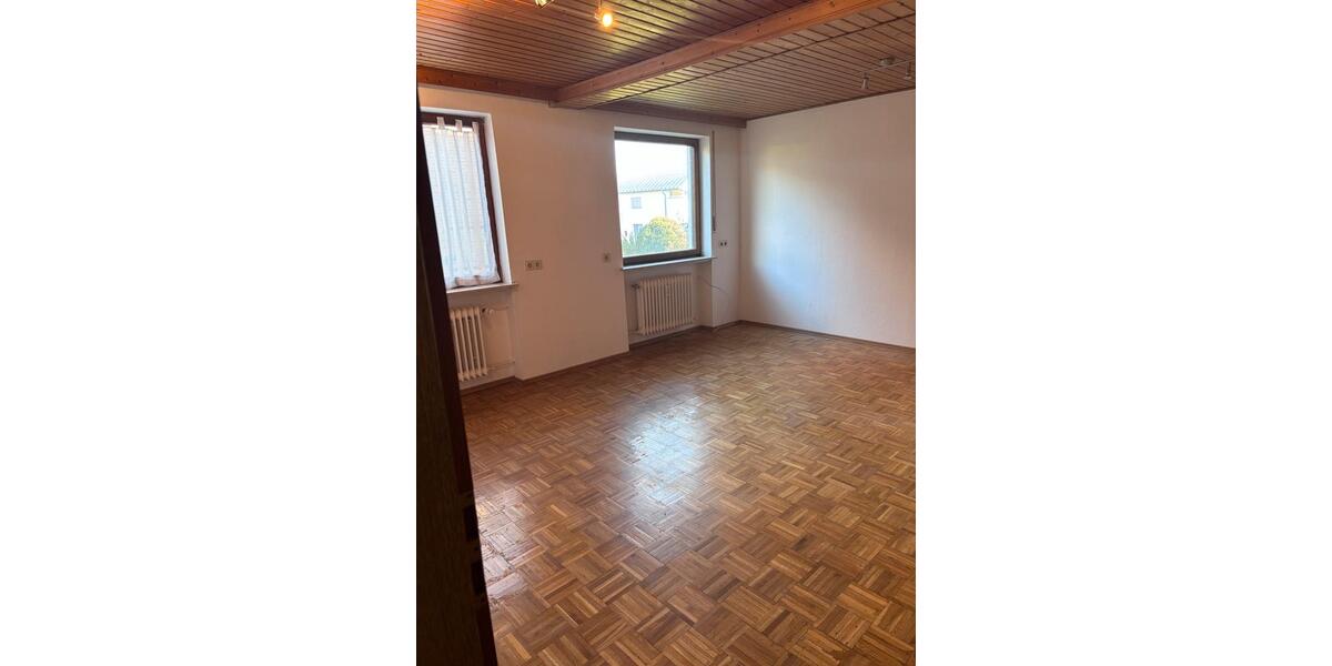 Etagenwohnung Wettenberg - 2 Zimmer, 63 m&sup2;, 630&euro; | Angebot:26019514