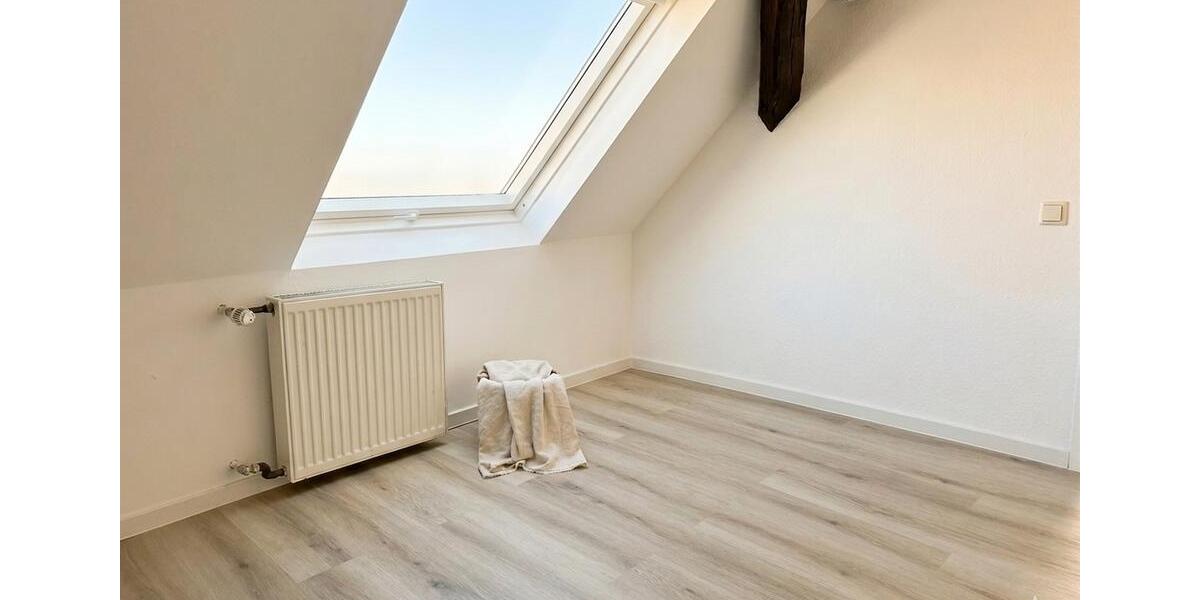 Dachgeschoßwohnung Friedberg (Hessen) - 3 Zimmer, 67 m&sup2;, 790&euro; | Angebot:25840341