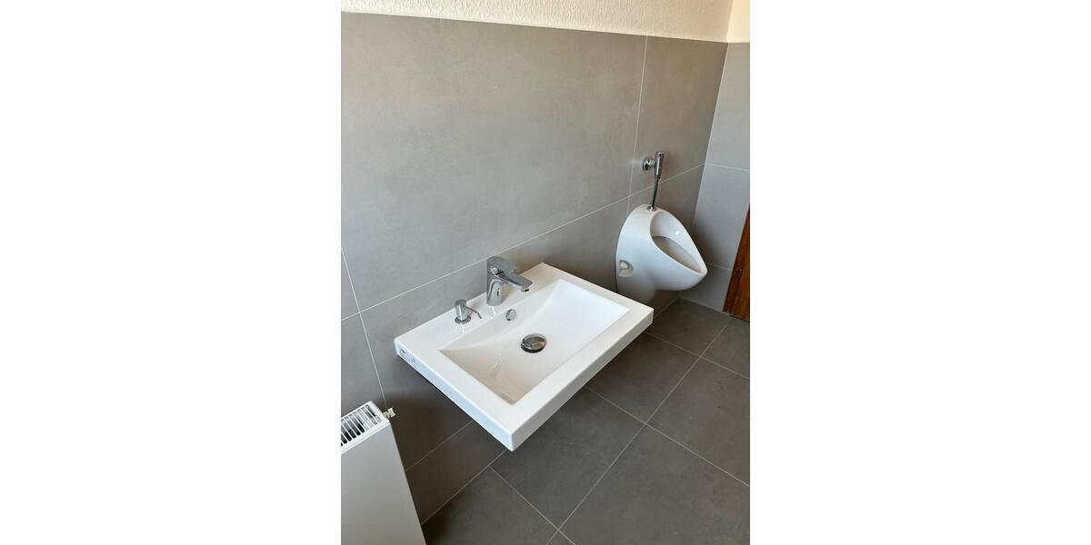 Erdgeschoßwohnung Hüttenberg - 5 Zimmer, 136 m&sup2;, 1.360&euro; | Angebot:26671592