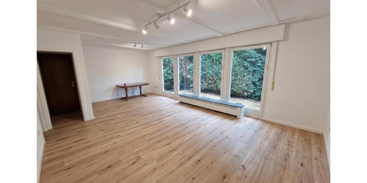 Bungalow Echzell - 5 Zimmer, 150 m&sup2;, 1.250&euro; | Angebot:26448703