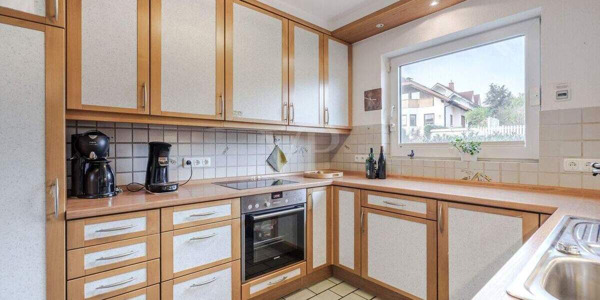 Einfamilienhaus Usingen - 7 Zimmer, 209 m&sup2;, 640.000&euro; | Angebot:25695536