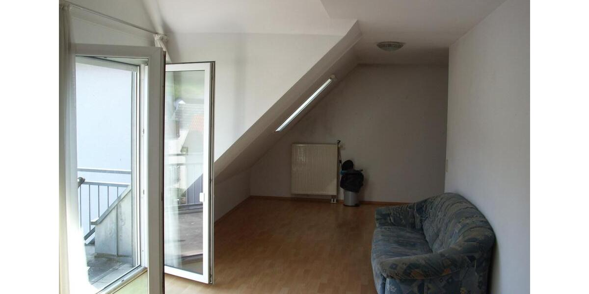 Dachgeschoßwohnung Aßlar - 2 Zimmer, 70 m&sup2;, 600&euro; | Angebot:26654351