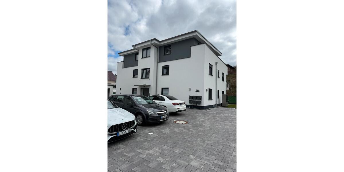 Dachgeschoßwohnung Solms - 2 Zimmer, 60 m&sup2;, 860&euro; | Angebot:25923520