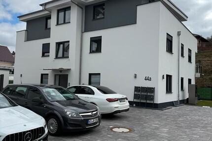 Wohnung Solms - 2 Zimmer, 60 m&sup2;, 860&euro; | Angebot:25923520