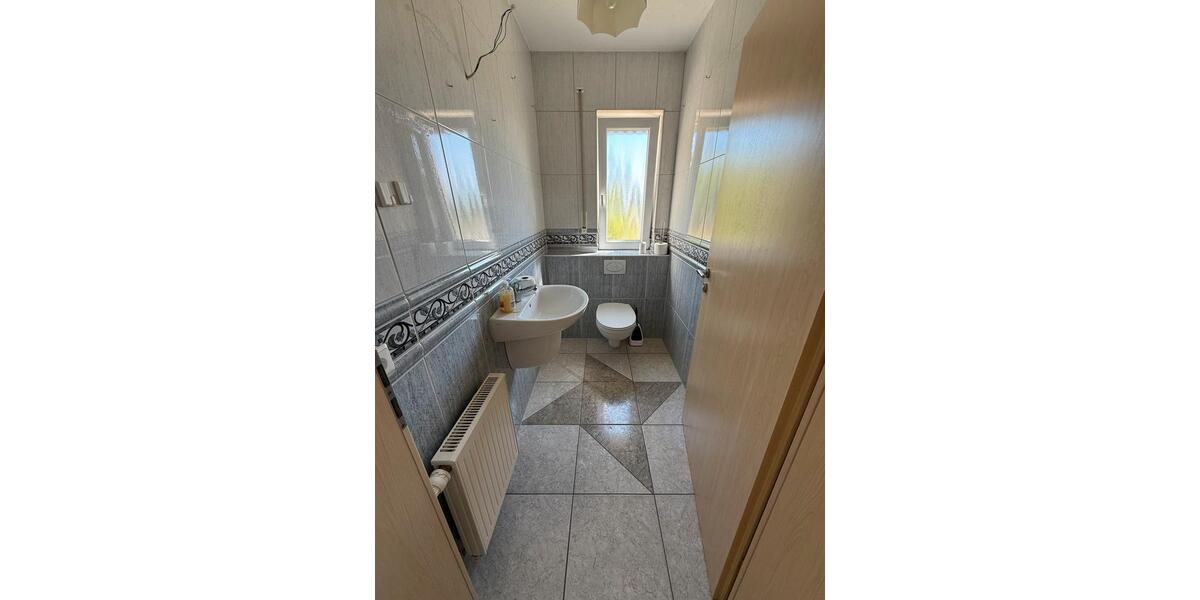 Erdgeschoßwohnung Wetzlar Dutenhofen - 3 Zimmer, 94 m&sup2;, 1.100&euro; | Angebot:26676017
