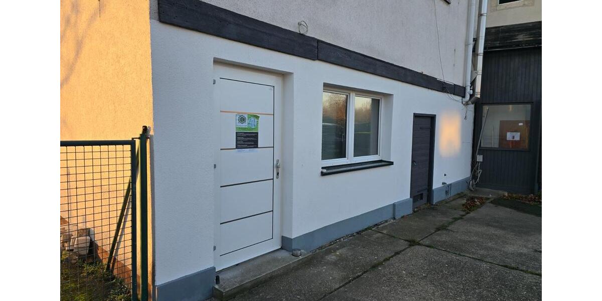 Einfamilienhaus Bad Nauheim - 8 Zimmer, 380 m&sup2;, 410.000&euro; | Angebot:24309600