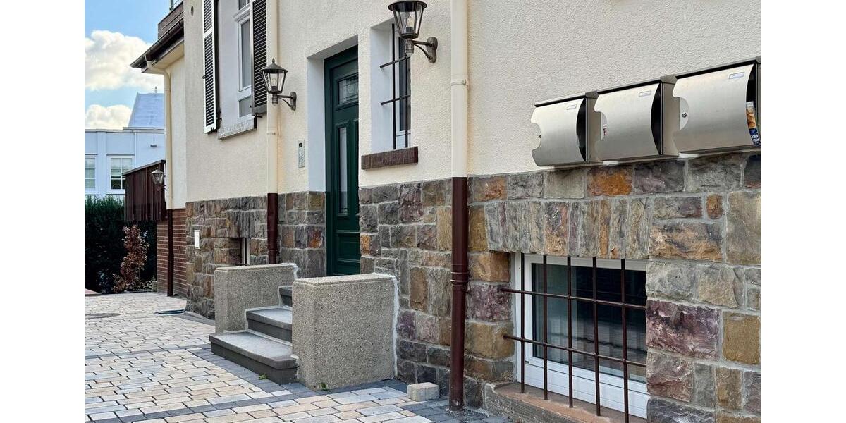 Etagenwohnung Bad Nauheim - 3 Zimmer, 97 m&sup2;, 1.550&euro; | Angebot:23026497