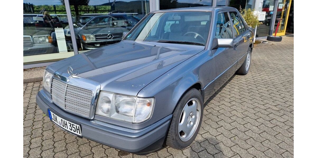 Mercedes-Benz E 230 192.870 km 11.690 &euro; Ehringshausen 35630