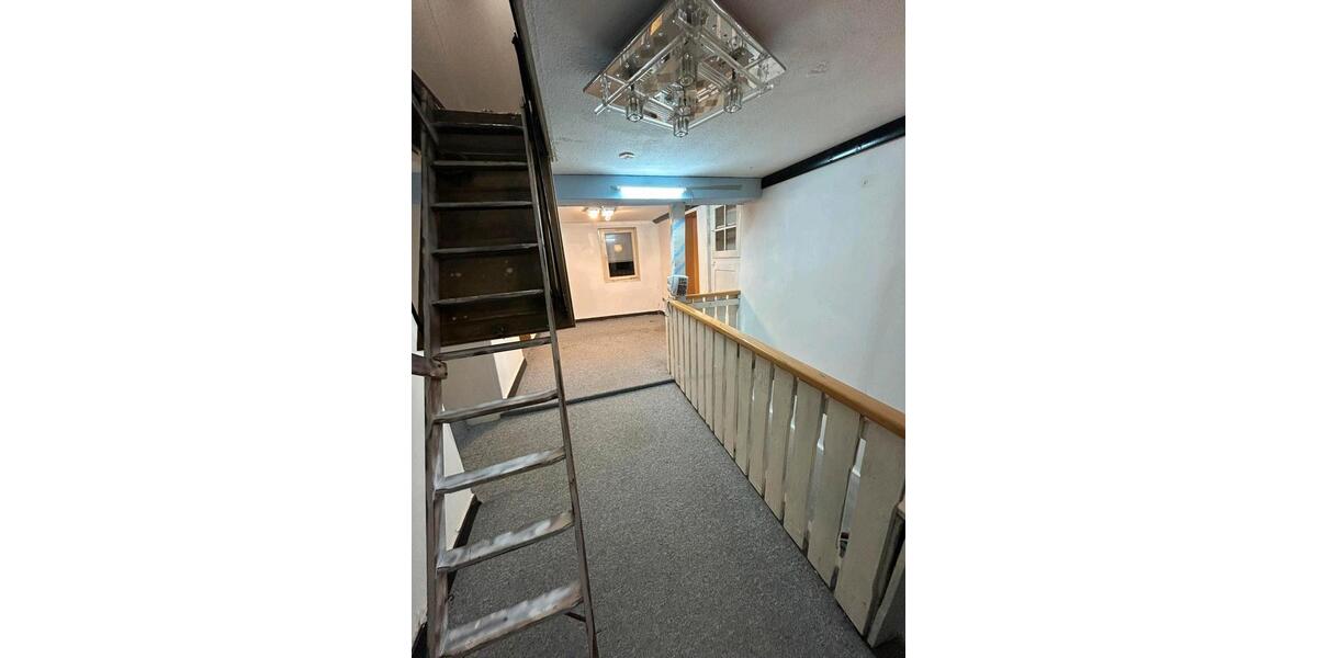 Einfamilienhaus Amöneburg - 7 Zimmer, 130 m&sup2;, 850&euro; | Angebot:26636419