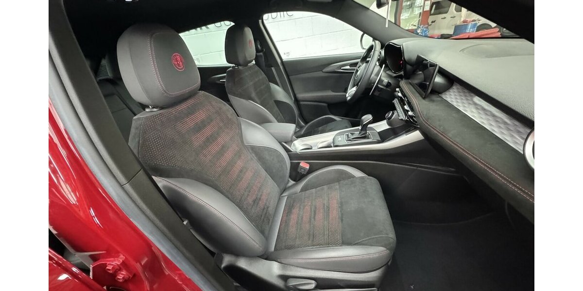 Alfa Romeo Tonale 1.5 VGT Veloce 48 V Hybrid LED 7.900 km 25.890 &euro; Lich 35423