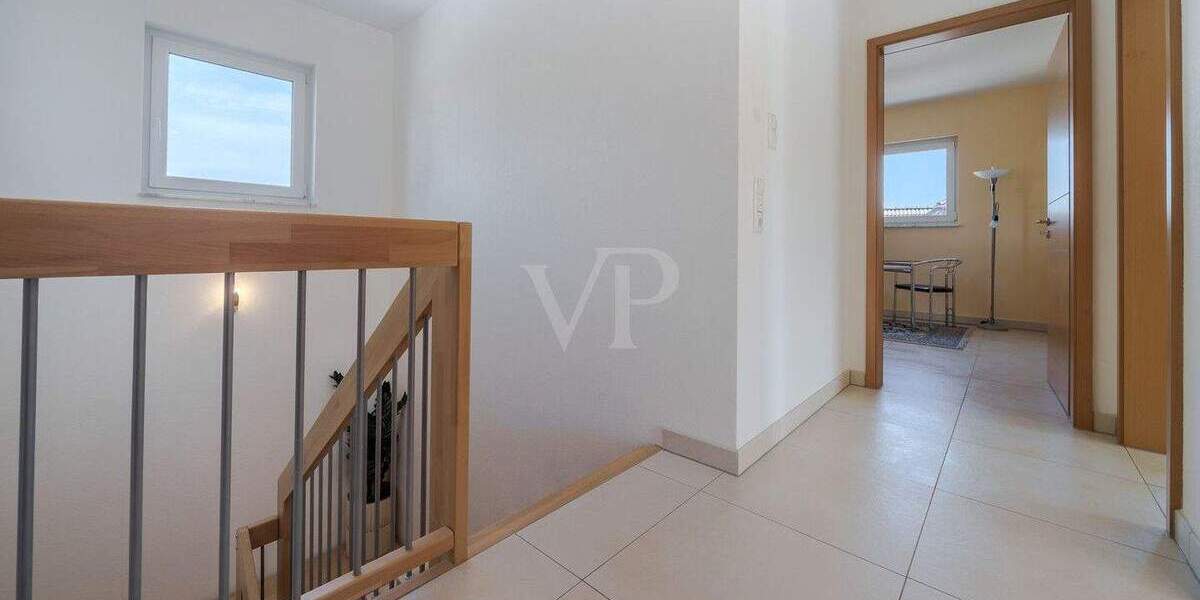 Einfamilienhaus Usingen - 6 Zimmer, 216 m&sup2;, 1.249.000&euro; | Angebot:25695538