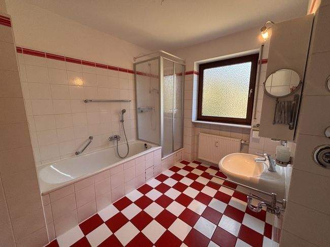 Etagenwohnung Wetzlar - 3 Zimmer, 82 m&sup2;, 760&euro; | Angebot:25796325