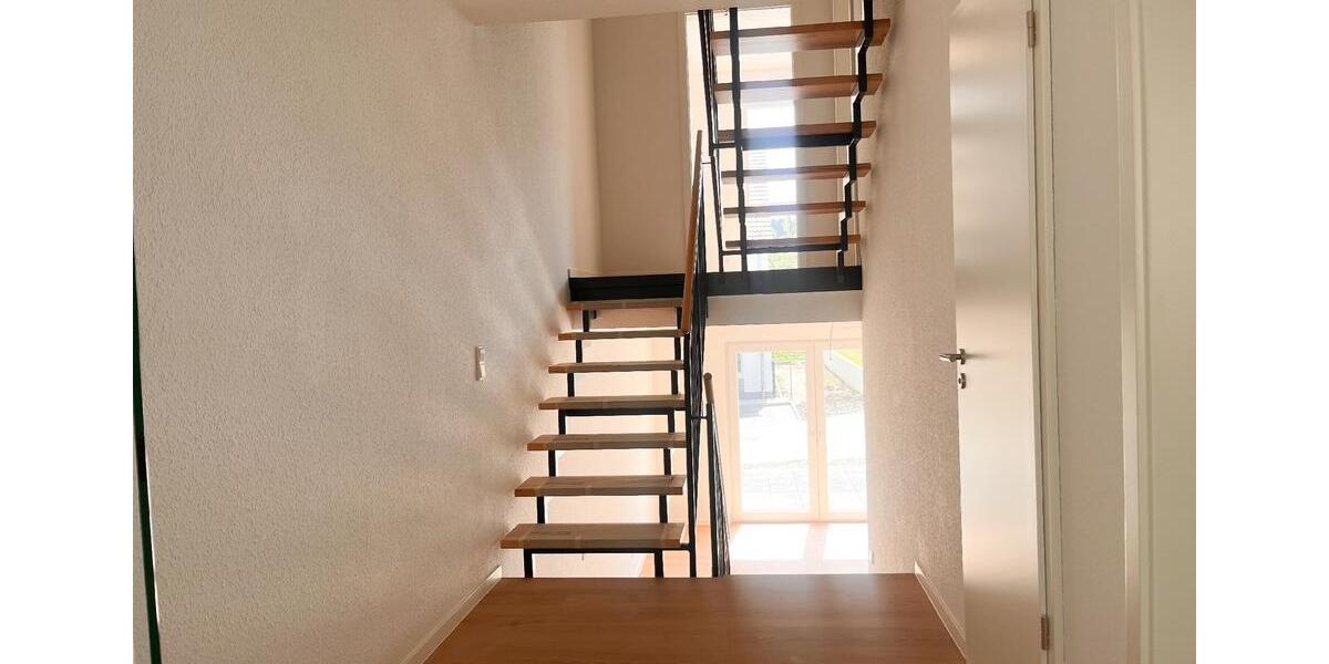 Reihenhaus Bad Endbach - 4 Zimmer, 153 m&sup2;, 1.190&euro; | Angebot:26381817