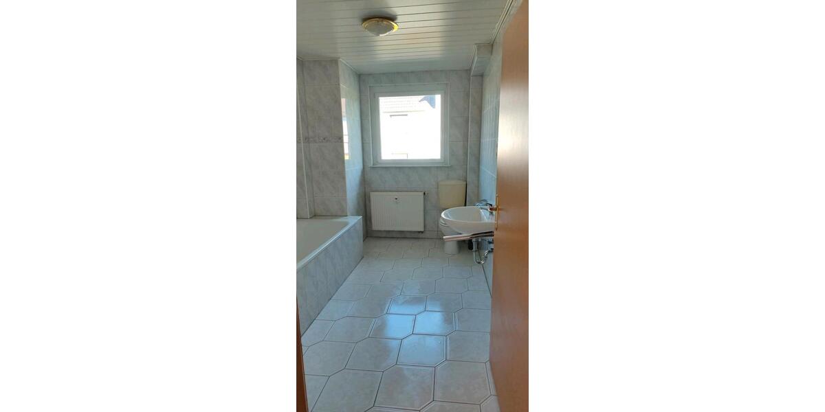 Etagenwohnung Staufenberg - 2 Zimmer, 60 m&sup2;, 770&euro; | Angebot:26661975