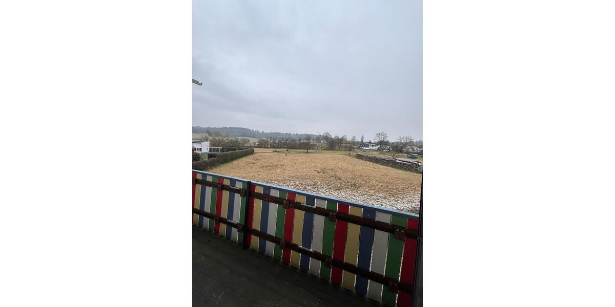 Erdgeschoßwohnung Grünberg - 4 Zimmer, 140 m&sup2;, 1.100&euro; | Angebot:25965709