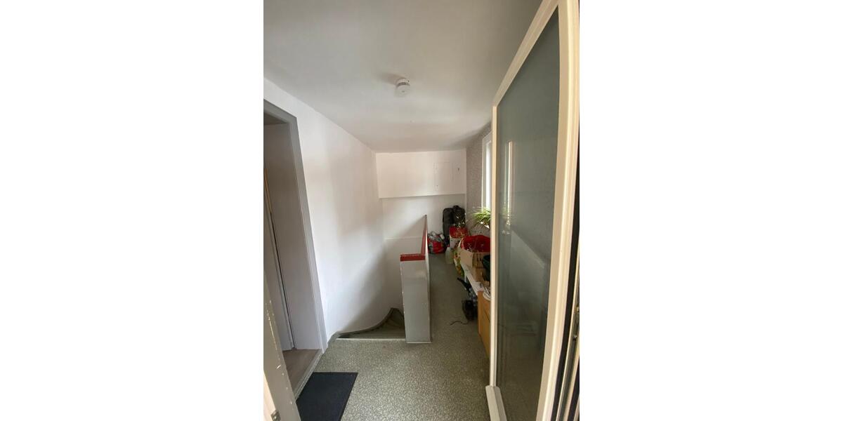 Etagenwohnung Buseck - 2 Zimmer, 63 m&sup2;, 695&euro; | Angebot:25056863