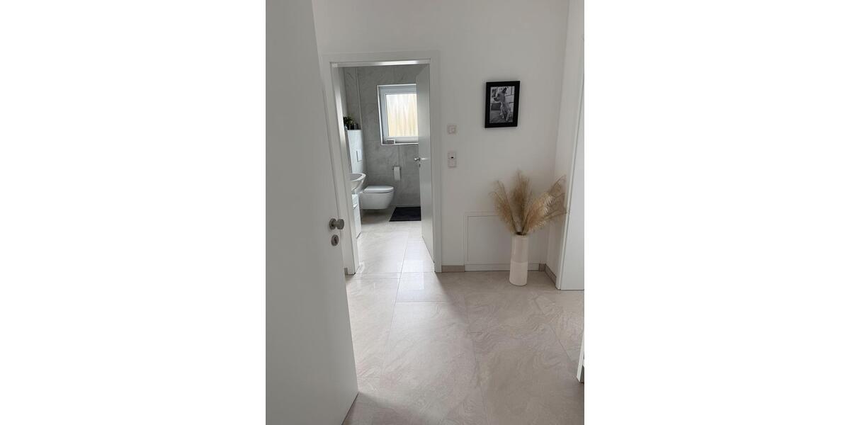 Dachgeschoßwohnung Solms - 2 Zimmer, 60 m&sup2;, 860&euro; | Angebot:25923520